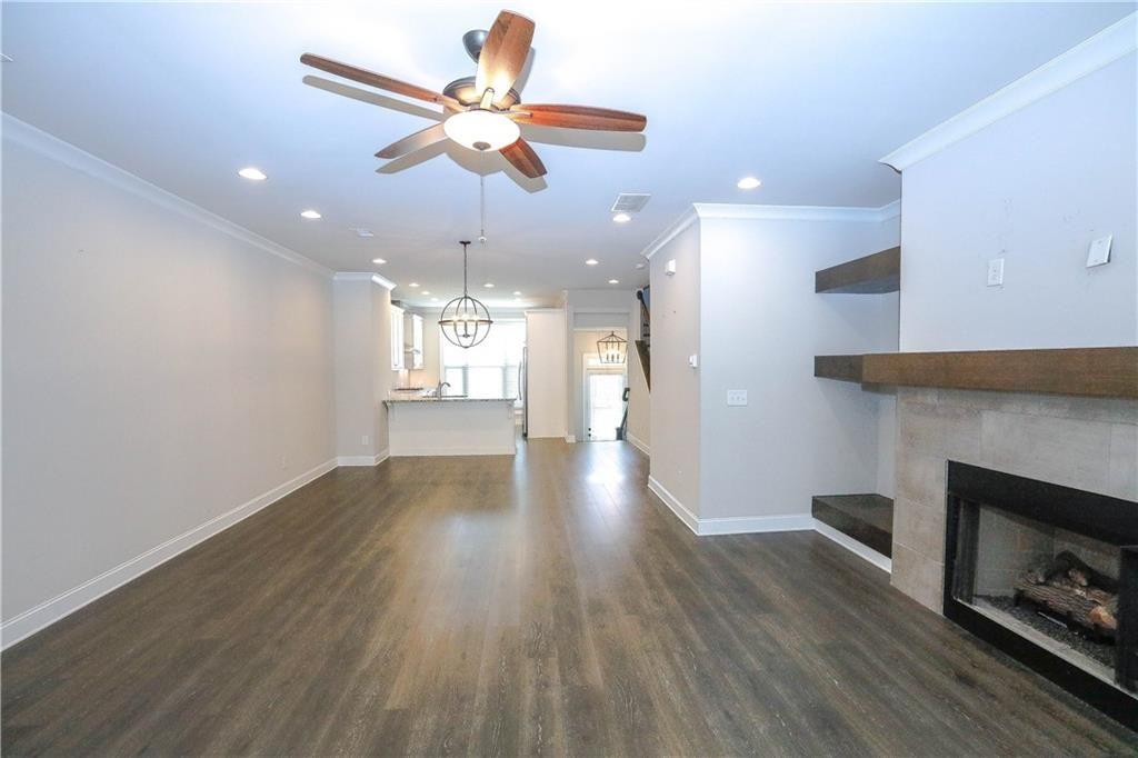 2117 Parkside Glen View Property Photo 8