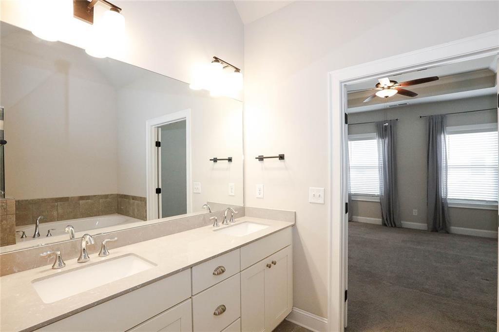 2117 Parkside Glen View Property Photo 31