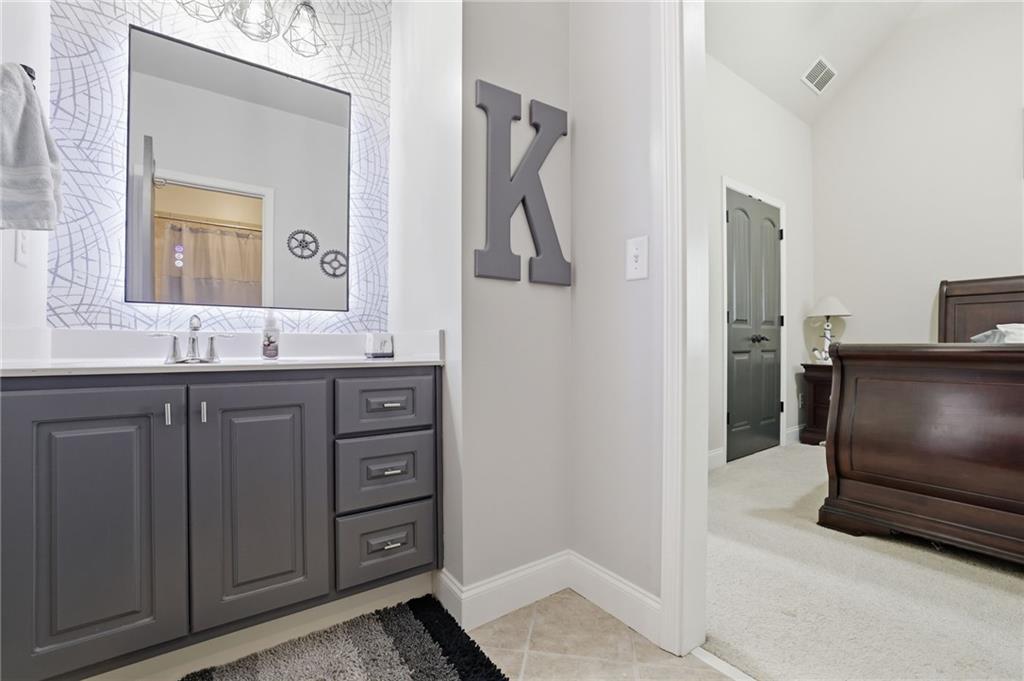 4415 Manor Creek Drive Property Photo 23