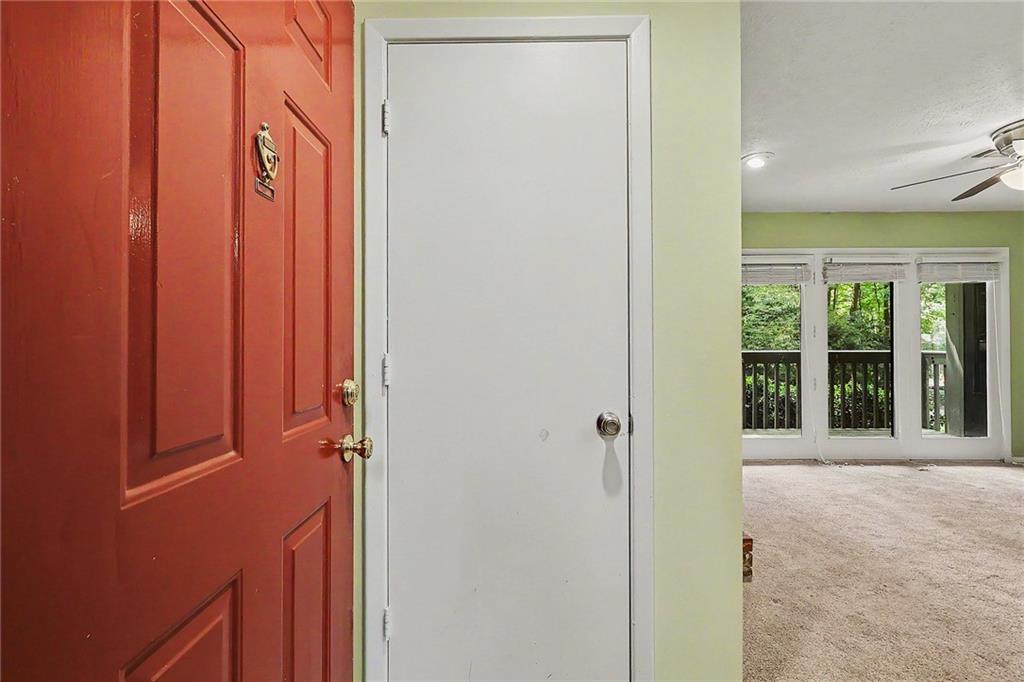 413 Tuxworth Circle Property Photo 5