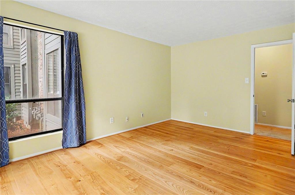 413 Tuxworth Circle Property Photo 15