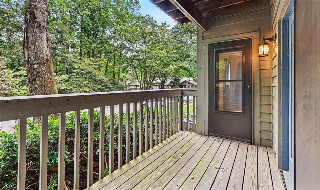 413 Tuxworth Circle Property Photo 22