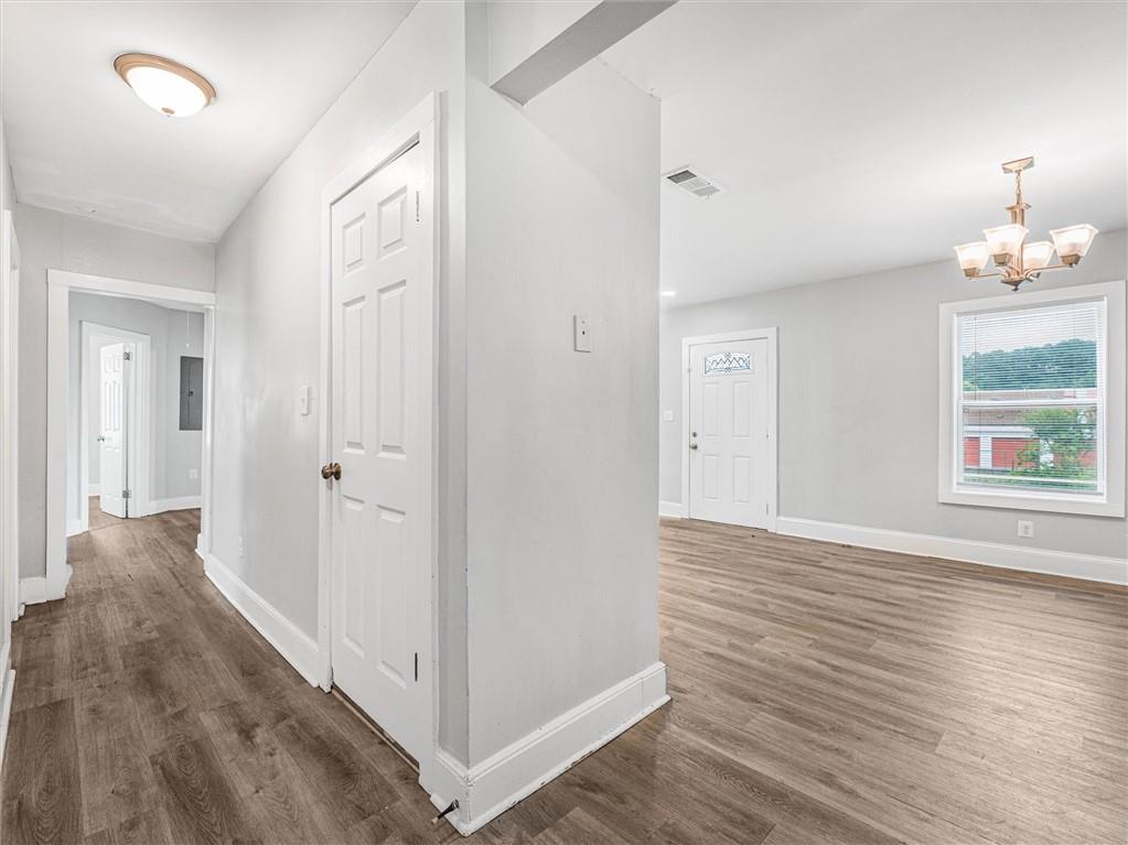 2861 Forrest Hills Drive Sw Property Photo 15