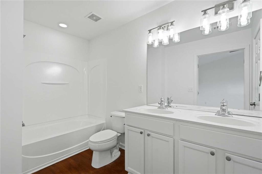 3023 Deerborne Court Sw Property Photo 11