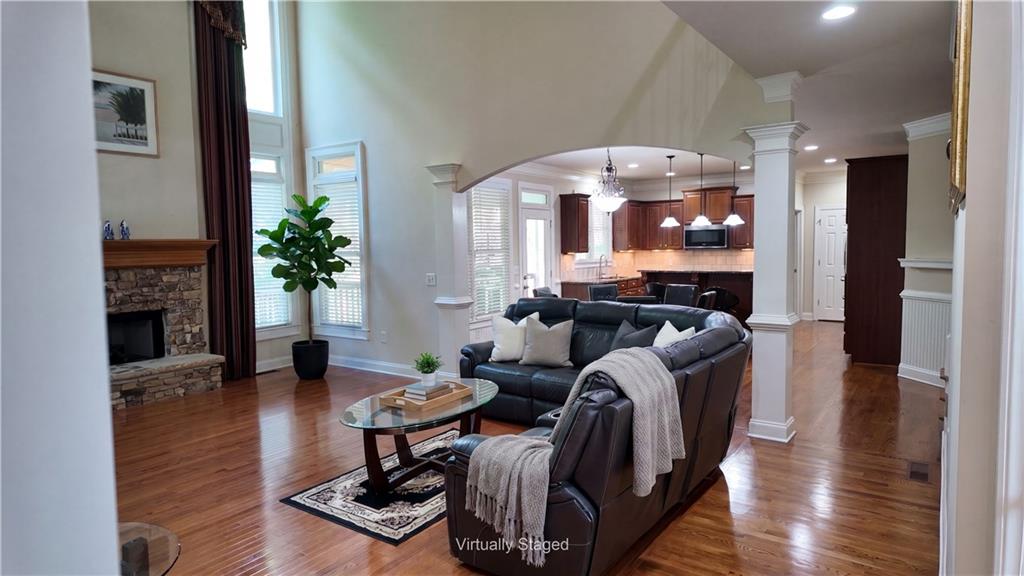 5722 Ashleigh Walk Drive Property Photo 13