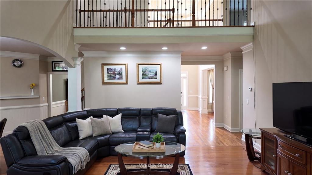 5722 Ashleigh Walk Drive Property Photo 15