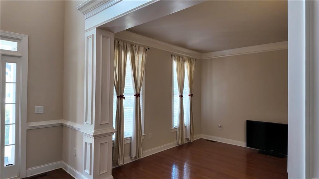 5722 Ashleigh Walk Drive Property Photo 23