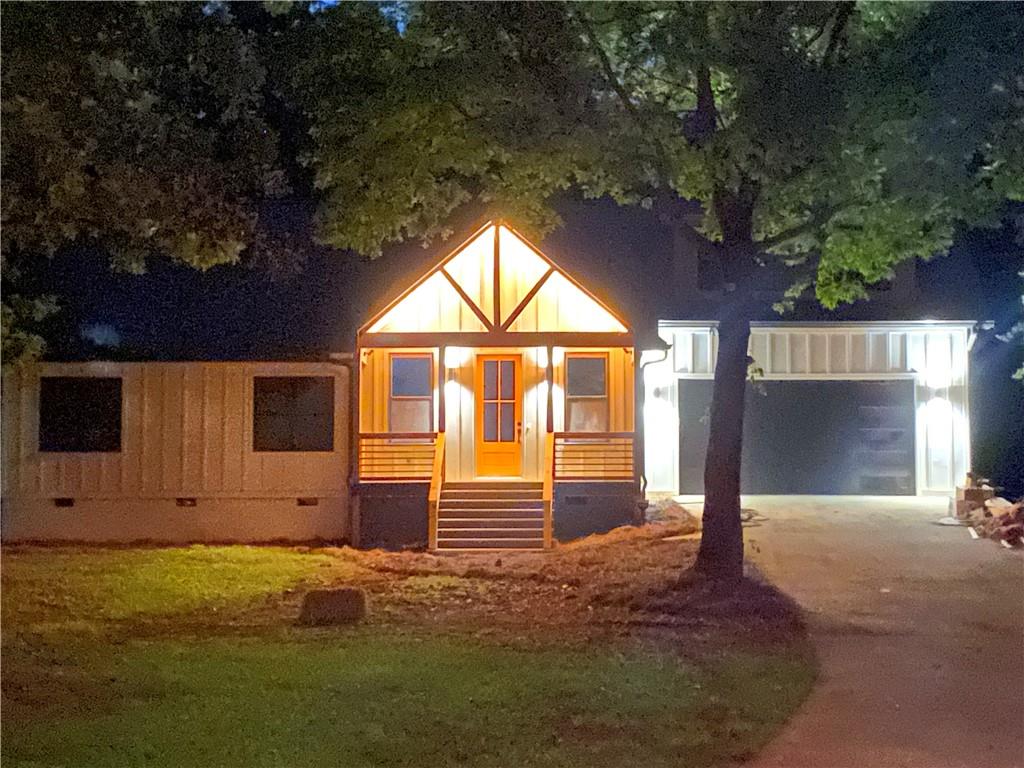 374 Academy Woods Drive Property Photo 4