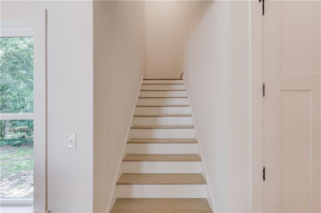 374 Academy Woods Drive Property Photo 41