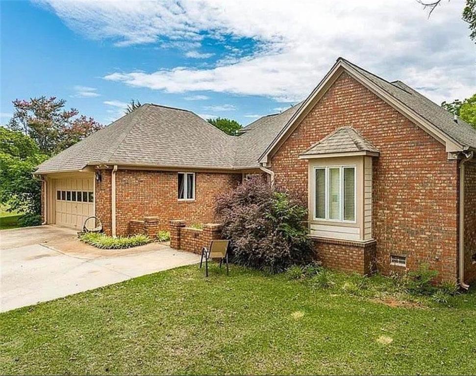244 Woodridge Way Property Photo 1