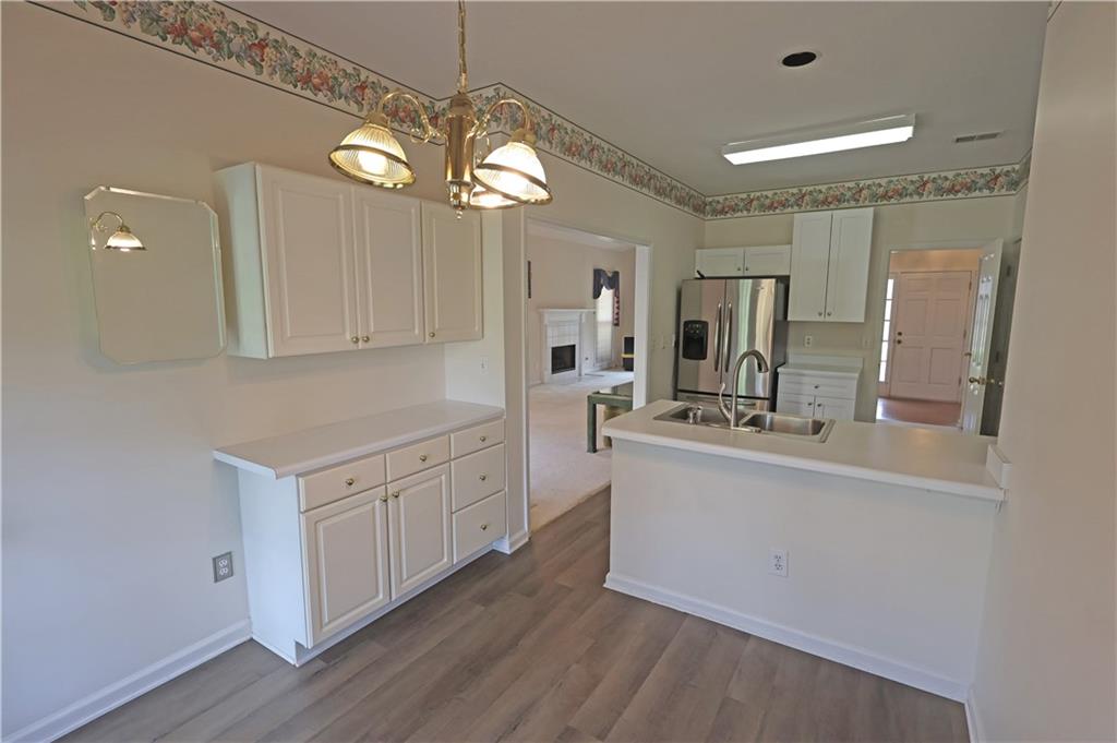 2813 Colleton Drive Property Photo 11