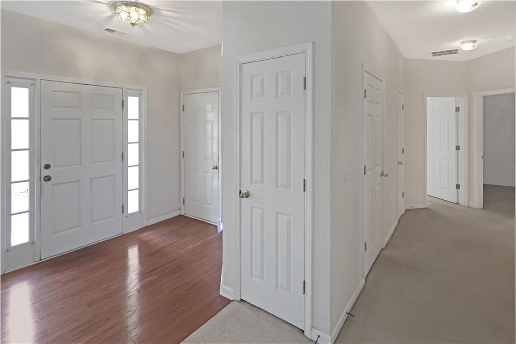 2813 Colleton Drive Property Photo 12