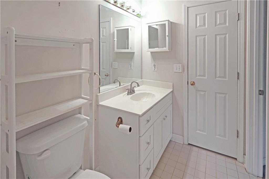 2813 Colleton Drive Property Photo 24