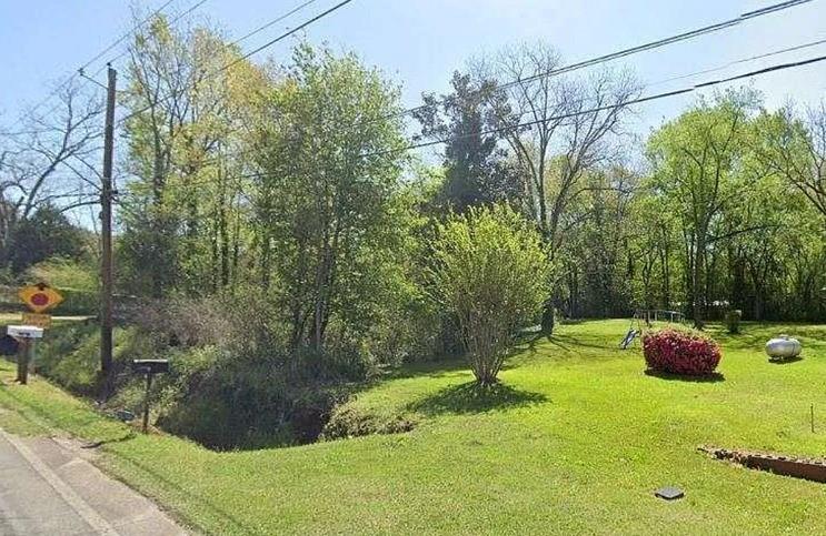 114 Se Coombs Avenue Property Photo 1