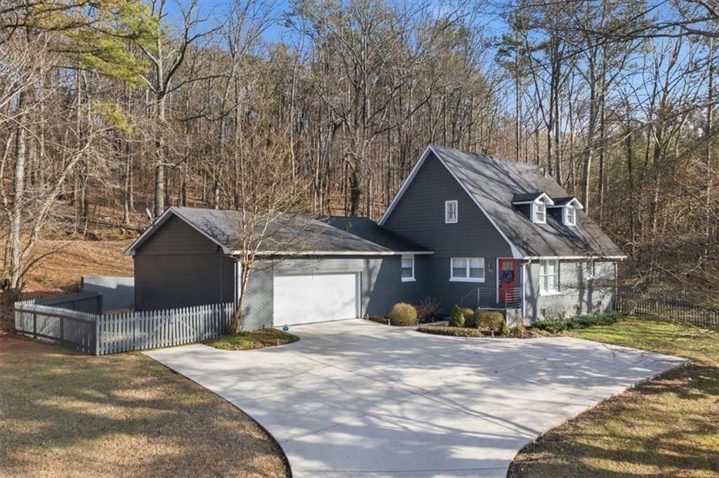 145 Mountain View Road SE