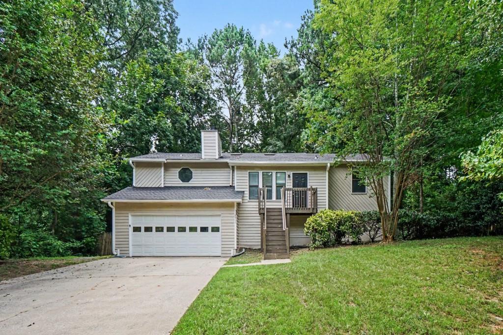 2511 Deerfield Drive NW Property Photo 1
