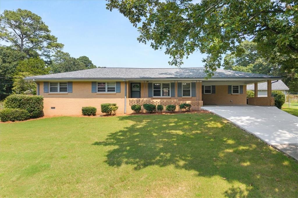 454 Hilltop Road SW