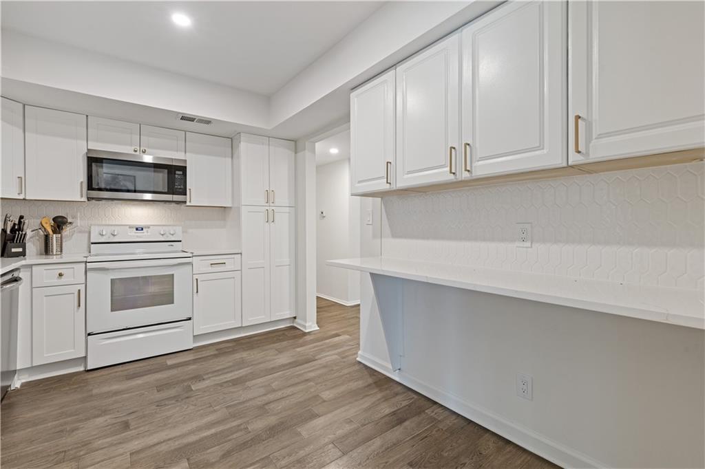 3236 Henderson Mill Road Unit 1 Property Photo 11
