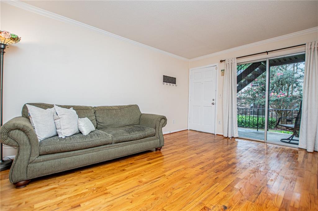 1181 Church Street Unit E Property Photo 8