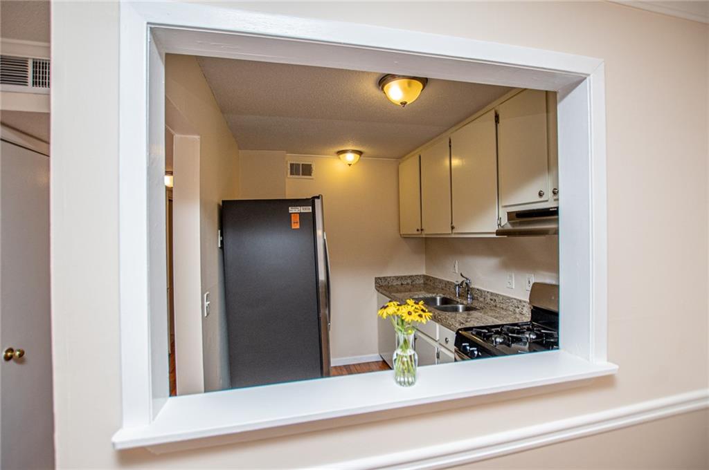 1181 Church Street Unit E Property Photo 16