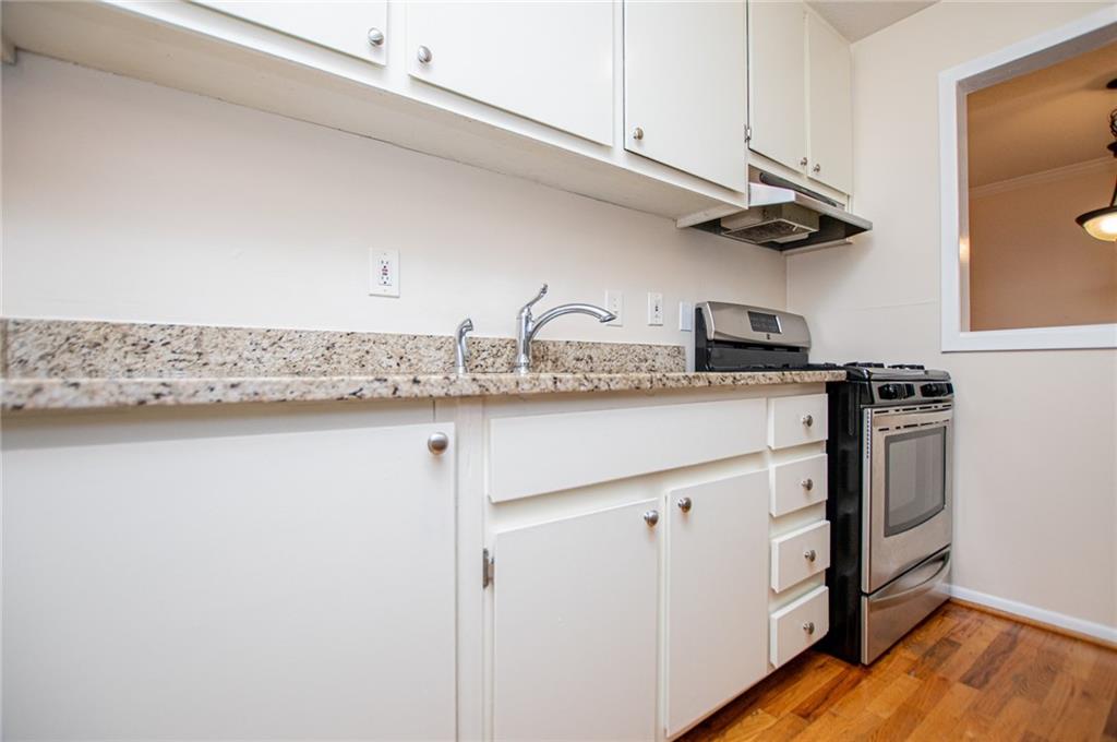 1181 Church Street Unit E Property Photo 17