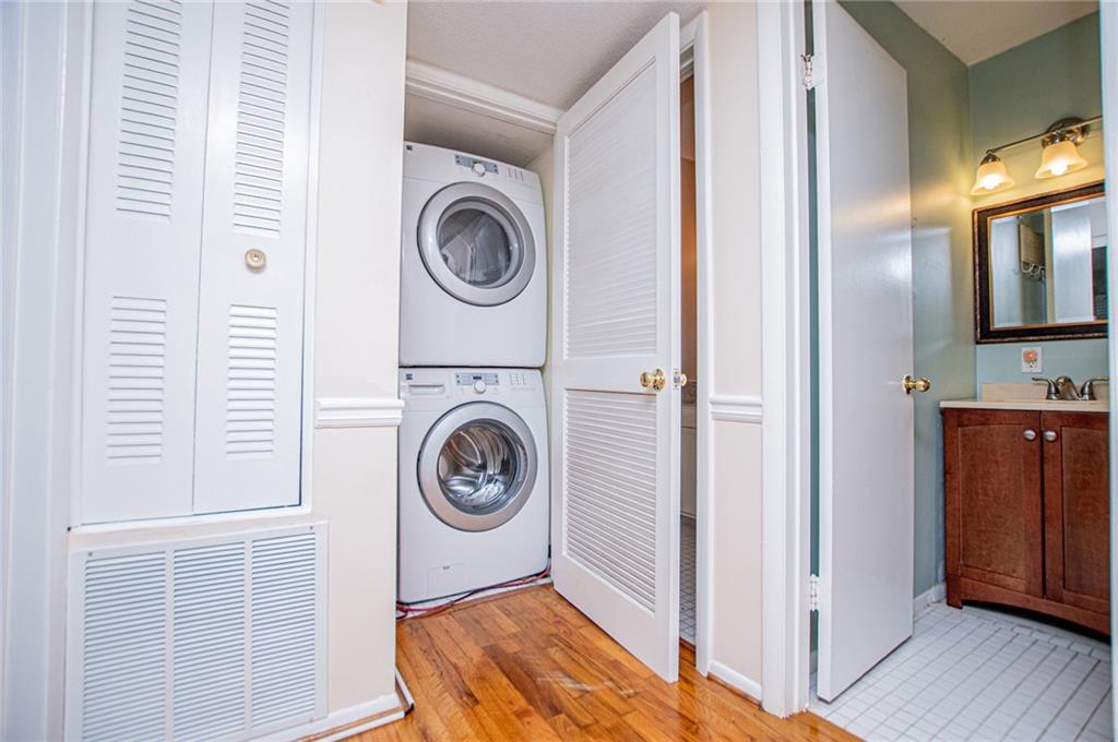 1181 Church Street Unit E Property Photo 40