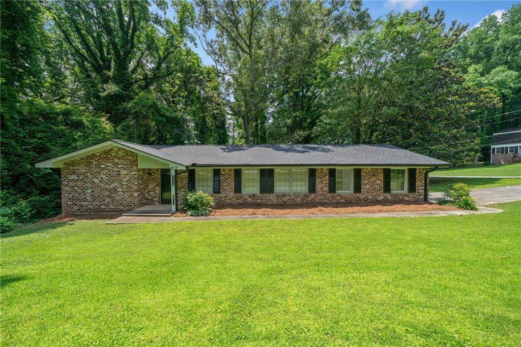 2173 Tanglewood Trail NE Property Photo 1