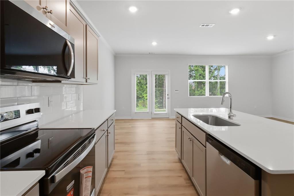 48 Berryville Drive Property Photo 13