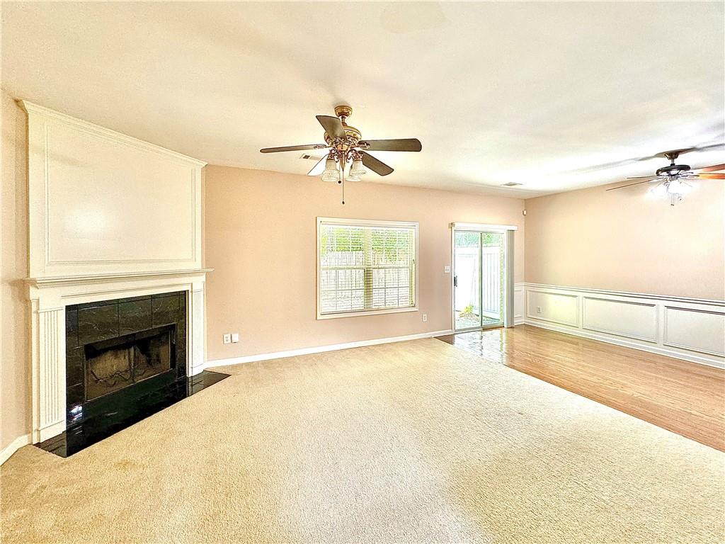 370 Creek Manor Way Property Photo 3