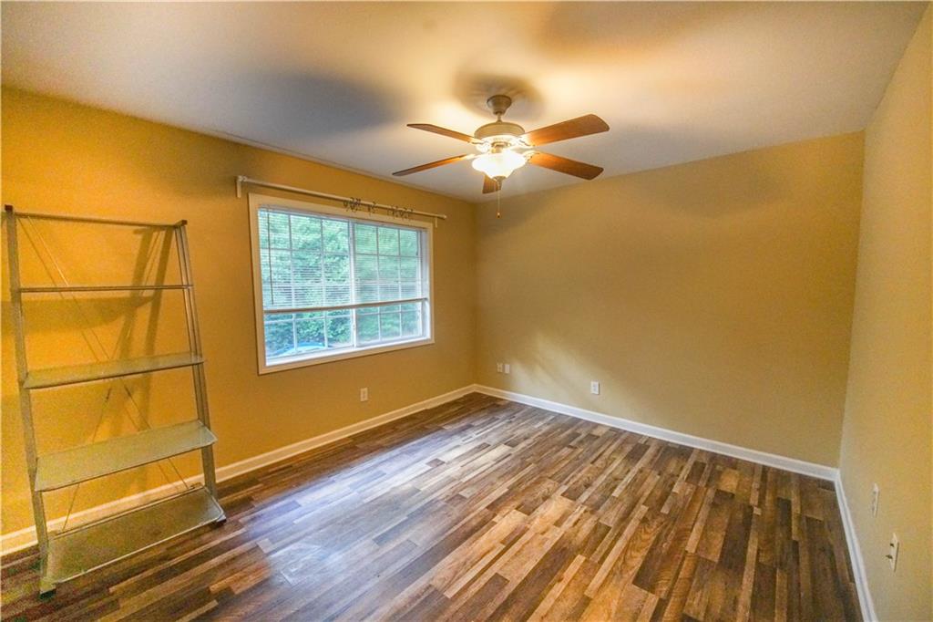 6940 Roswell Road Unit C14 Property Photo 8