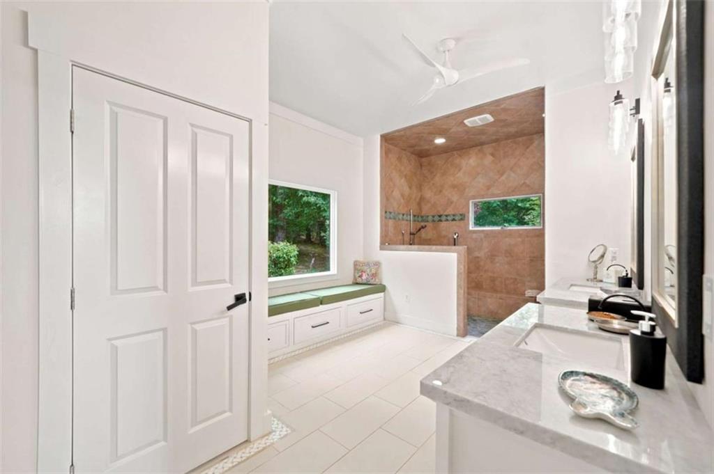 714 Clearview Drive Property Photo 16