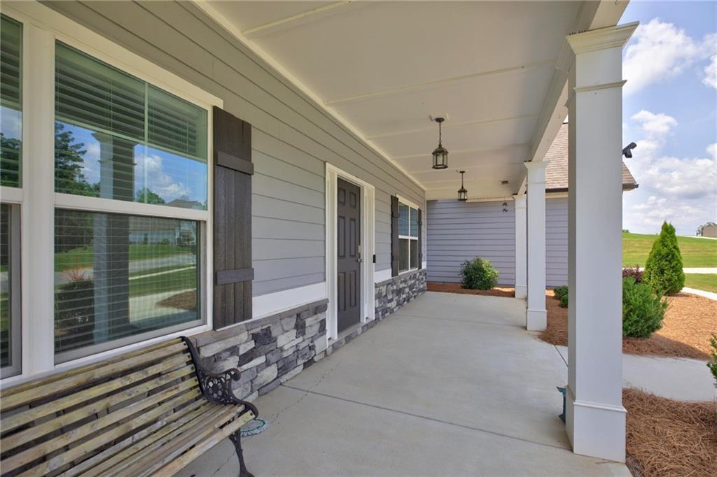 48 Starr Place Property Photo 8