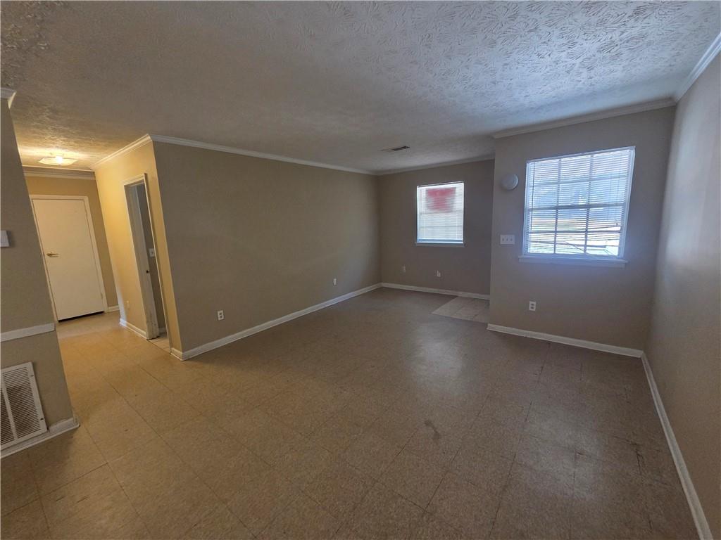 897 A Six Oaks Circle Unit B Property Photo 2