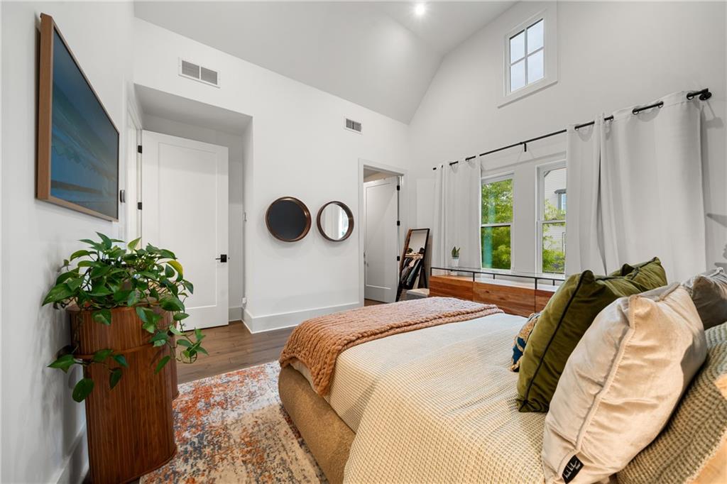 360 Heatherden Avenue Property Photo 20