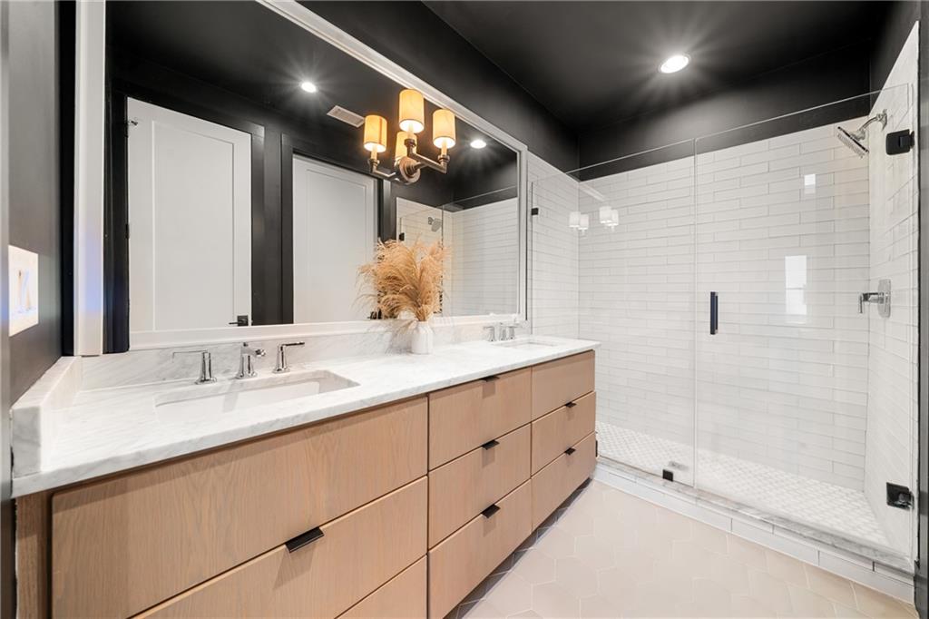 360 Heatherden Avenue Property Photo 21