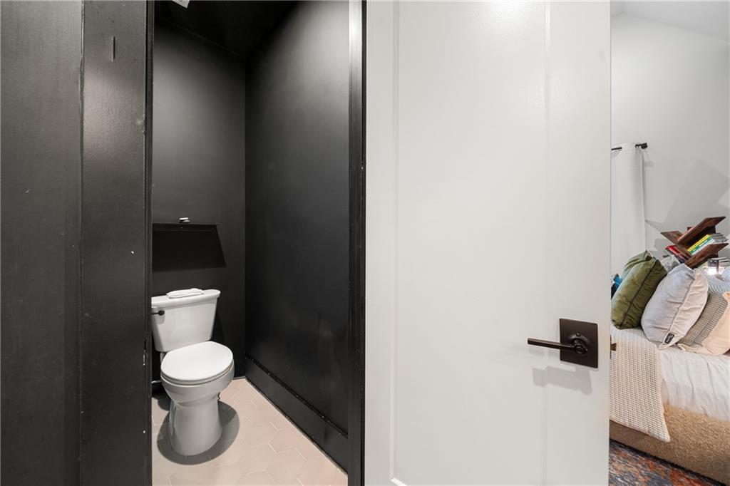 360 Heatherden Avenue Property Photo 22