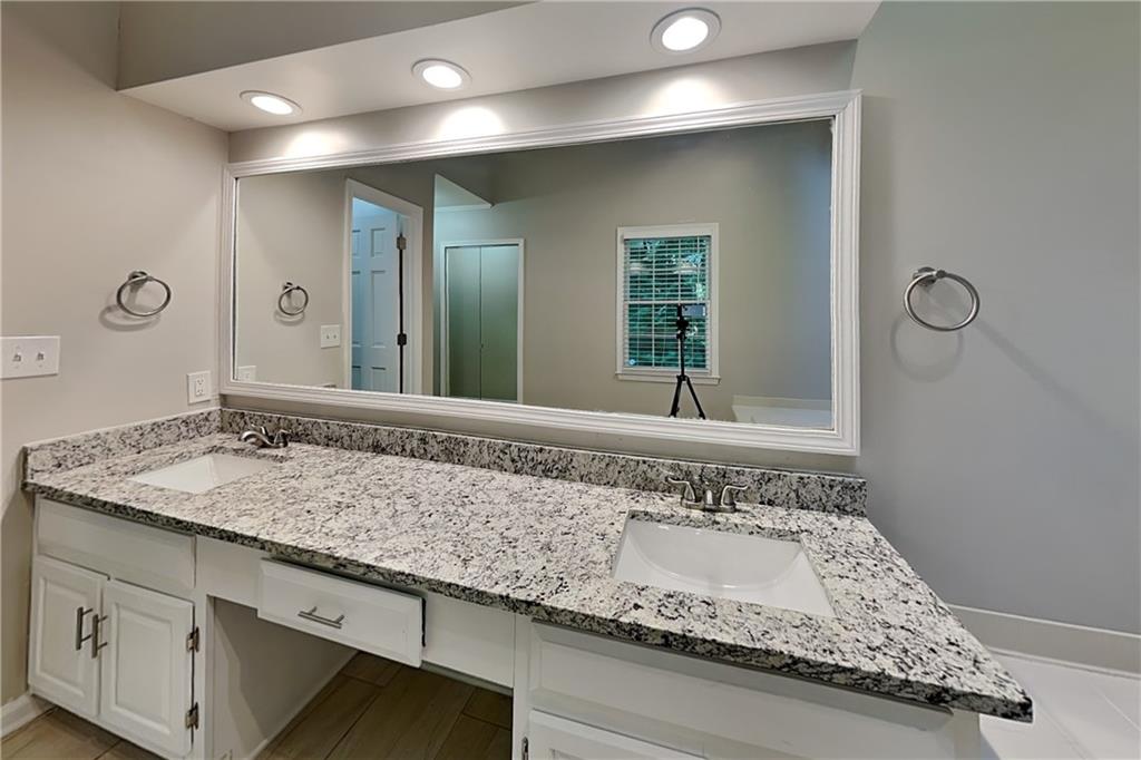 1302 Milstead Trace Ne Property Photo 12