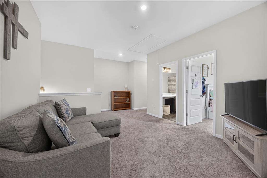 152 Kimberleys Crossing Property Photo 16