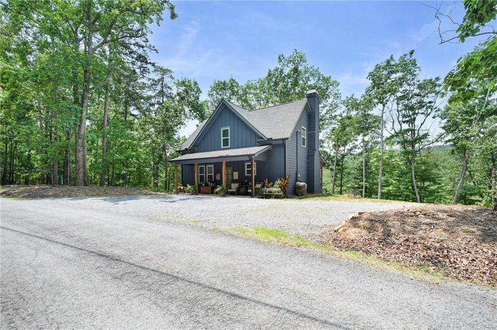 1390 Foxhound Trail Ne Property Photo 5
