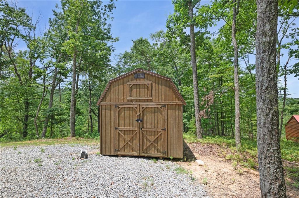 1390 Foxhound Trail Ne Property Photo 7