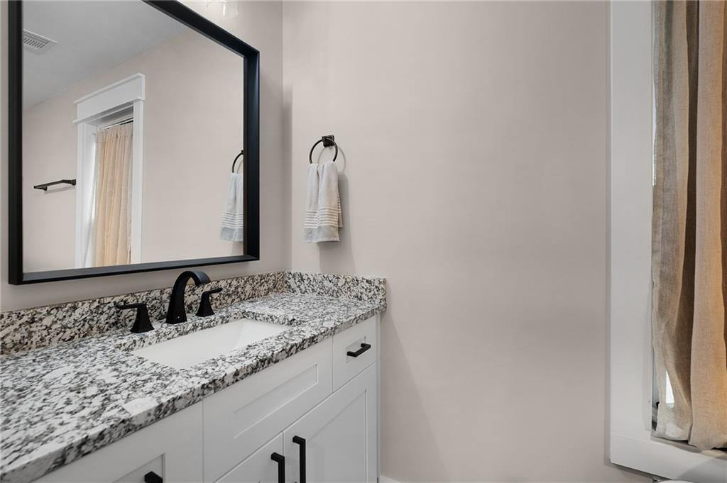 1390 Foxhound Trail Ne Property Photo 23