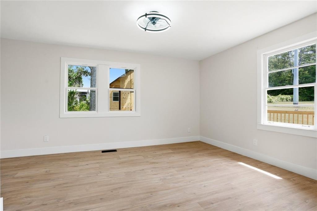 1902 Mural Circle Property Photo 16