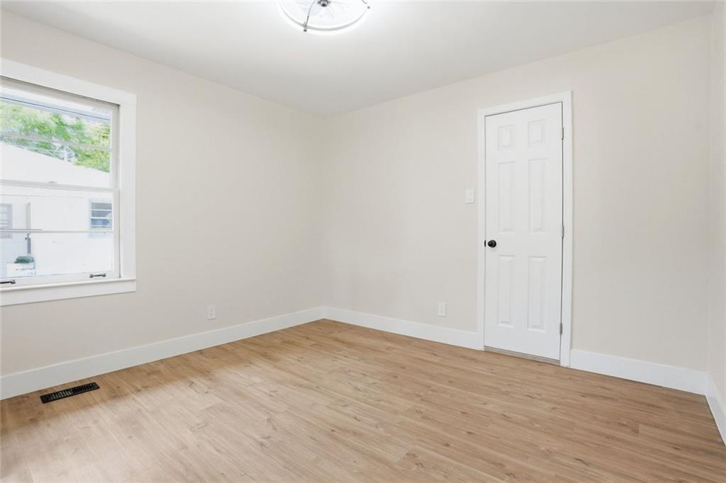 1902 Mural Circle Property Photo 28