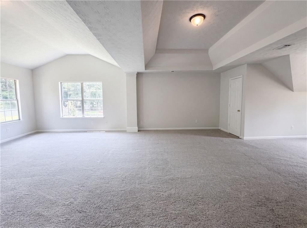 1672 Bennett Drive Property Photo 4