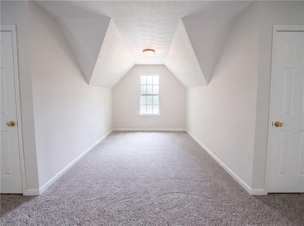 1672 Bennett Drive Property Photo 15