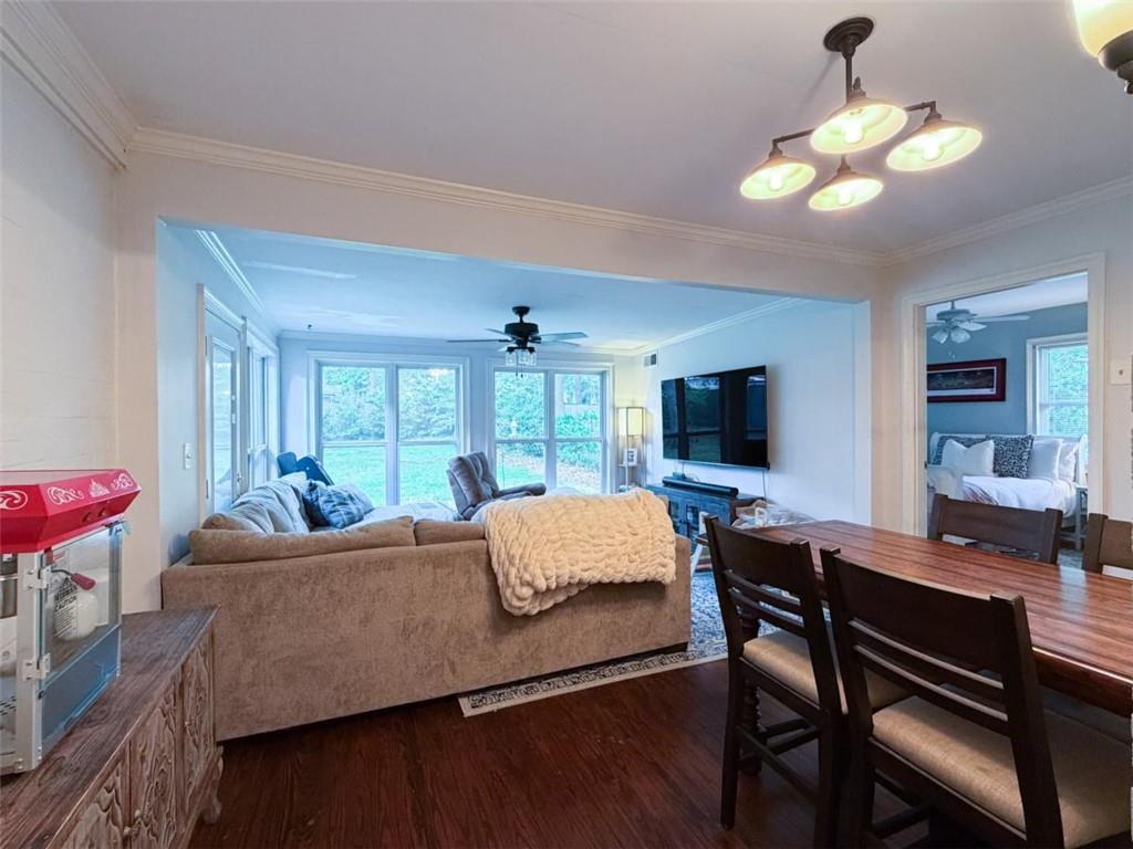 208 Dodd Street Property Photo 6