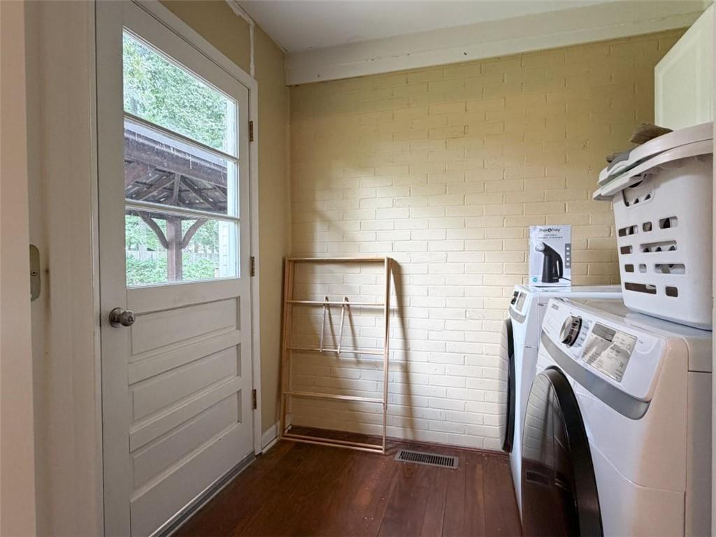 208 Dodd Street Property Photo 13