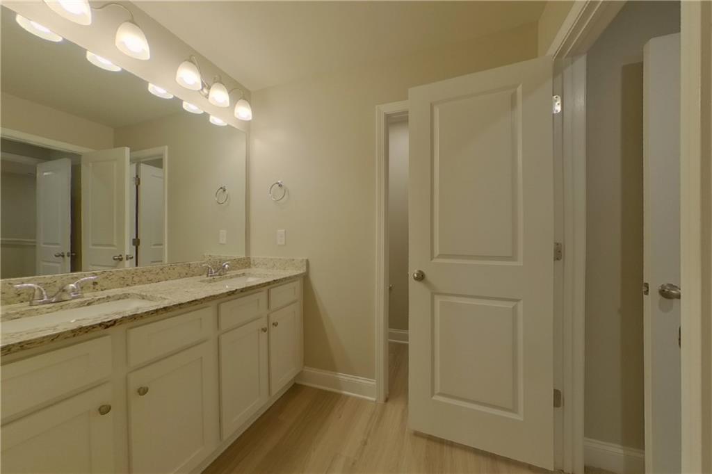 7799690 Property Photo 8
