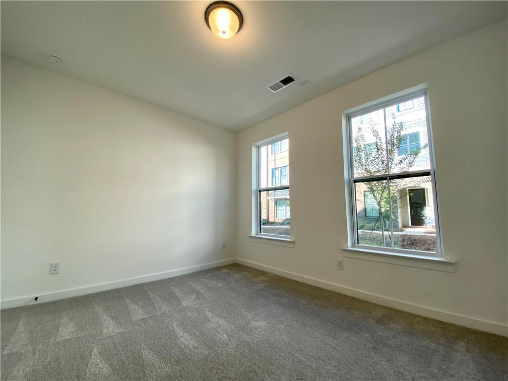 435 Ashbury Drive Property Photo 20