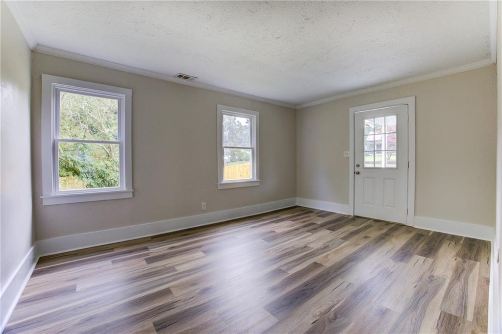 7107 Geiger Street Property Photo 5